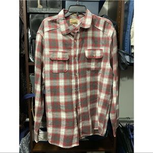 Men’s flannel shirt